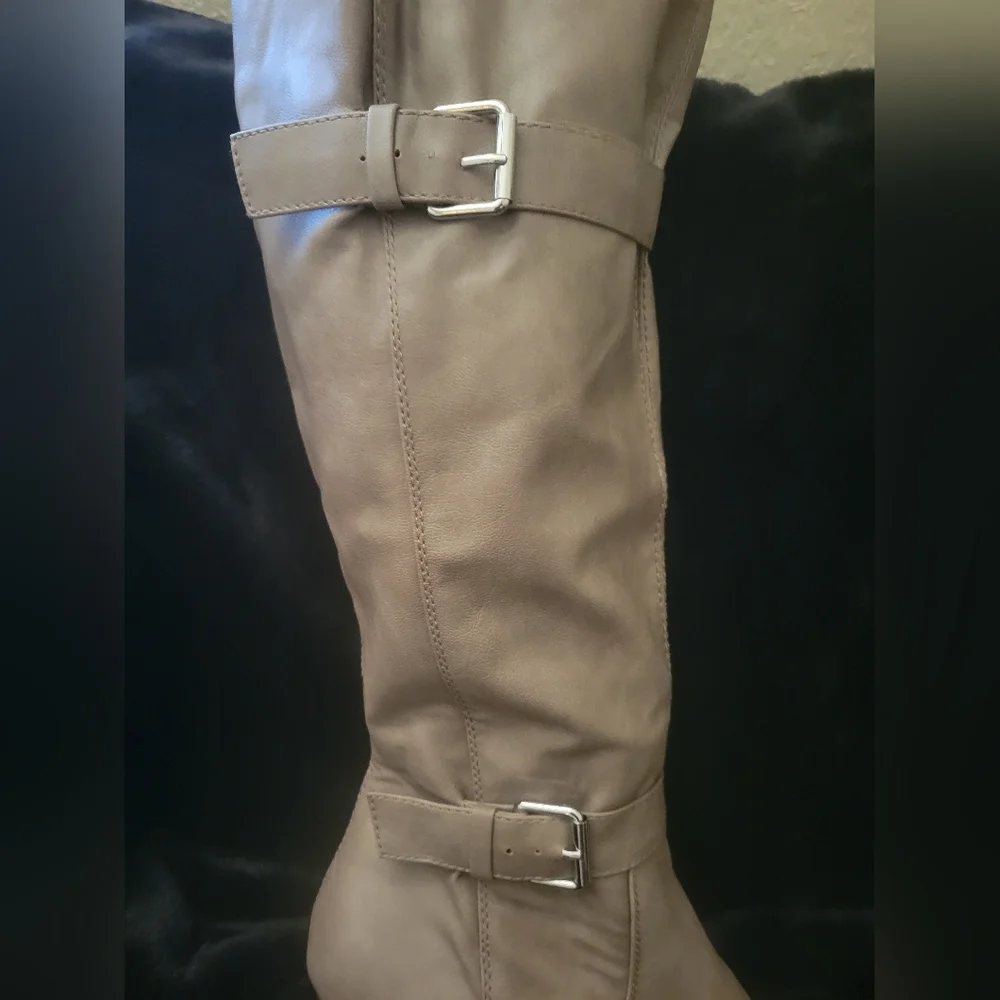 JustFab Women's Light Brown Heeled Knee High Boots - Picture 4 of 8